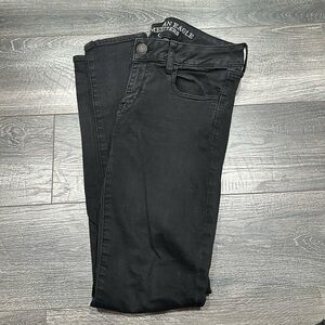 American Eagle black regular size 4 jeggings